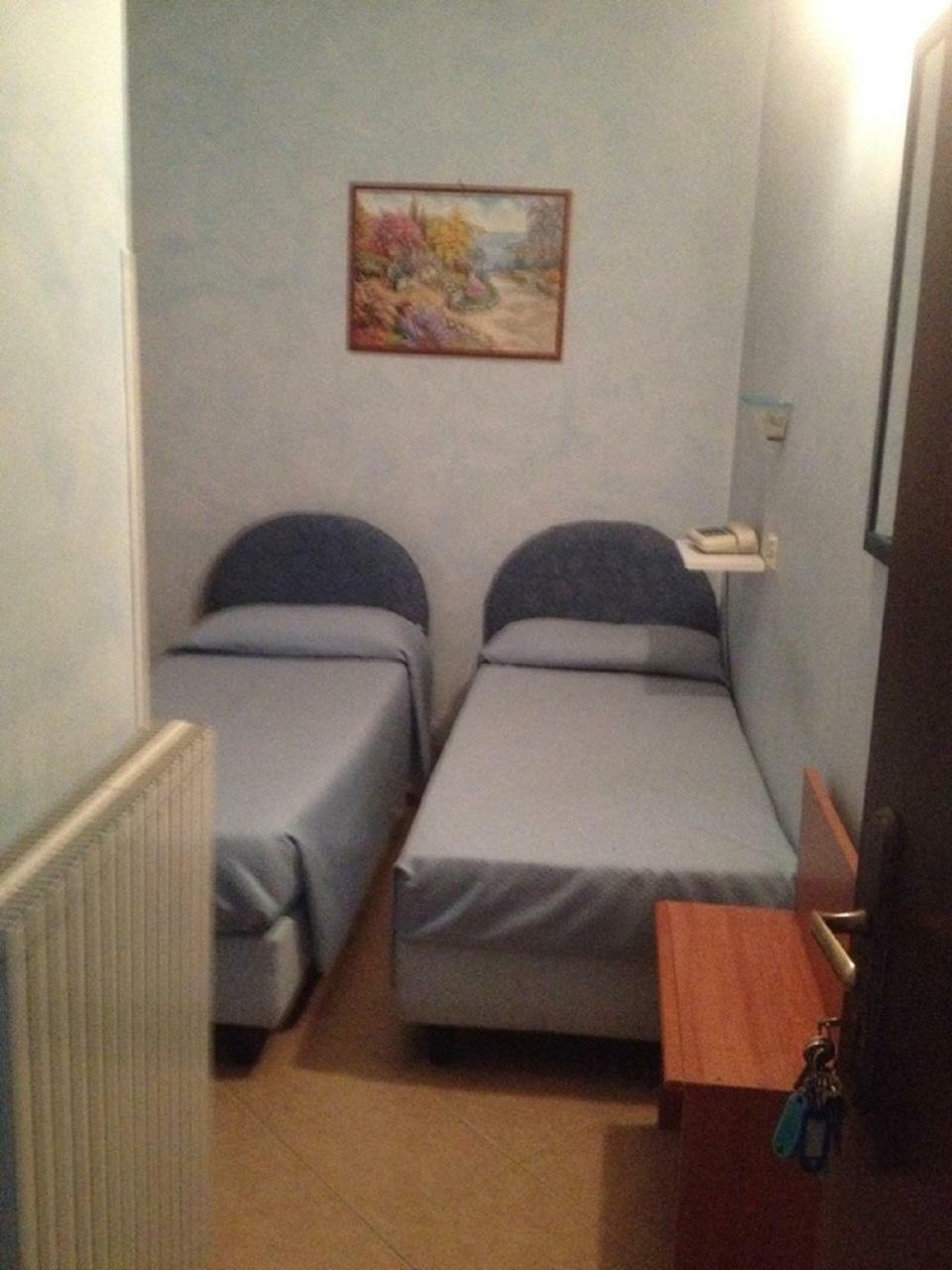 Hotel La Milanese Pietra Ligure Extérieur photo